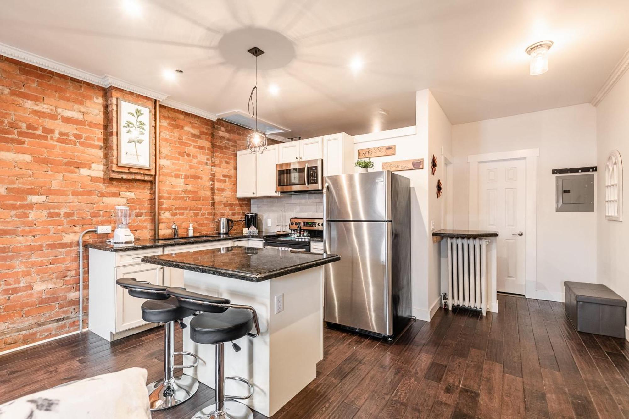 Apartment Cozy 1br On Street North *