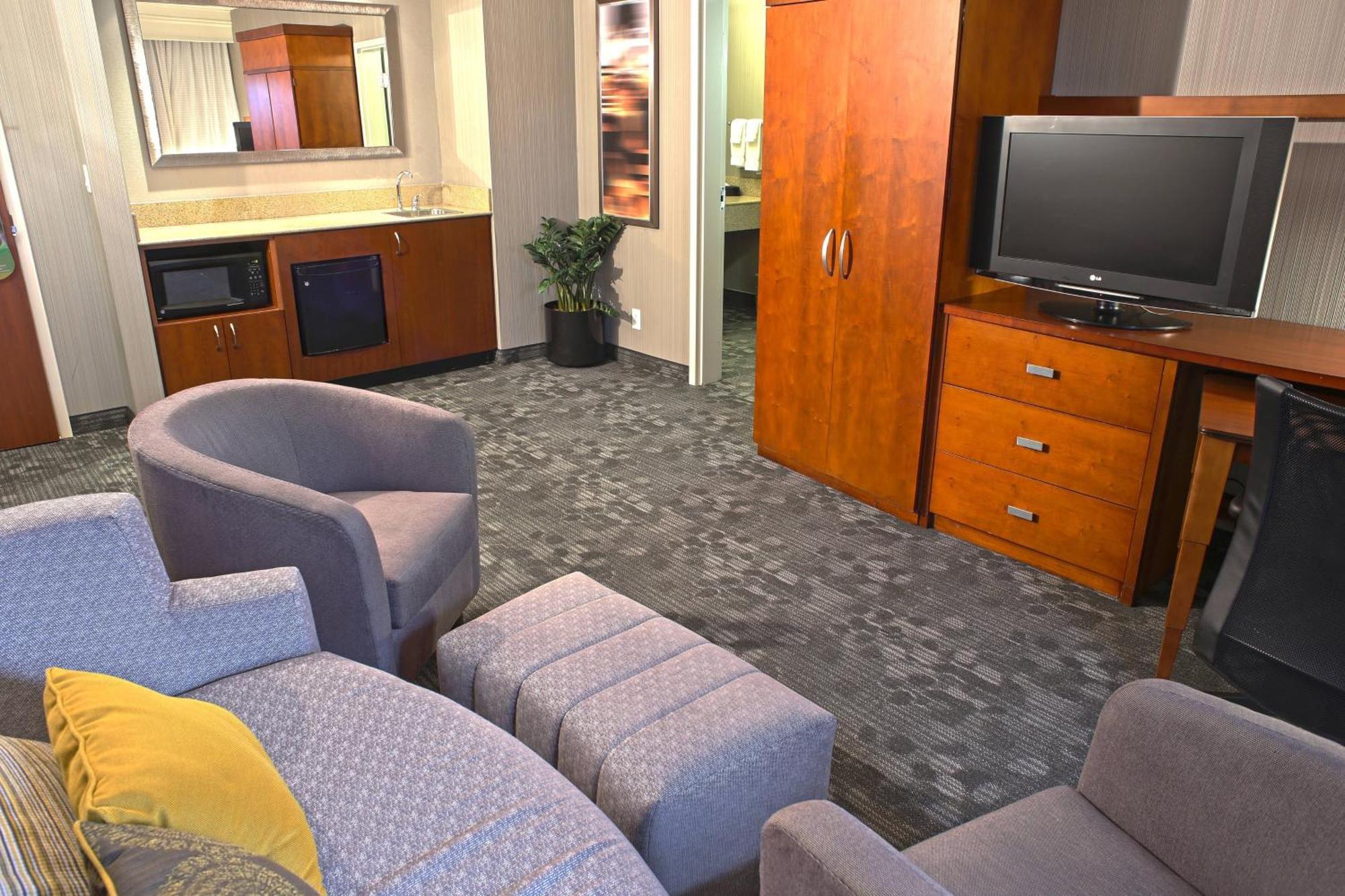 Hotel Courtyard By Marriott 4*