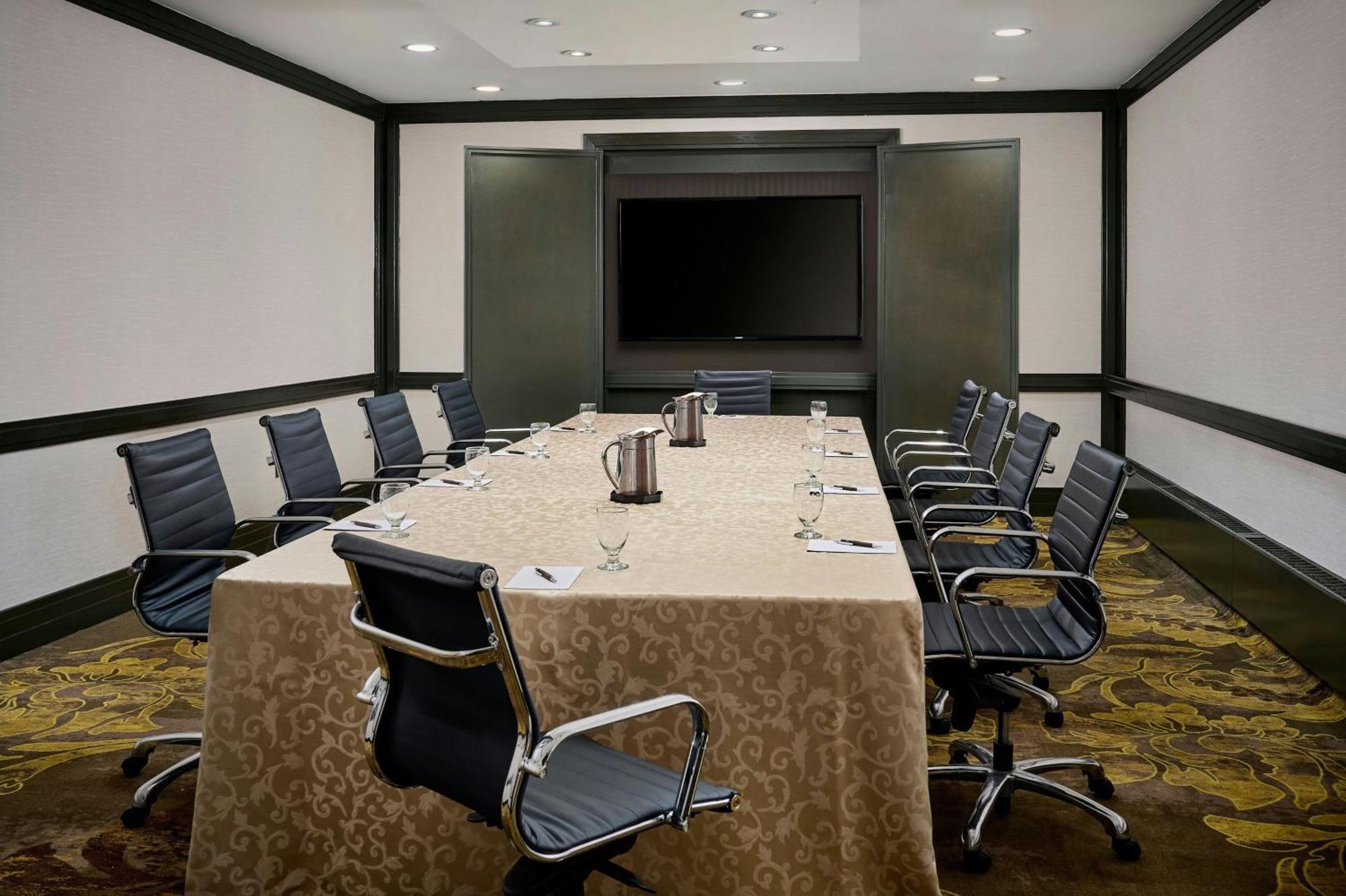 Sheraton Hotel Hamilton