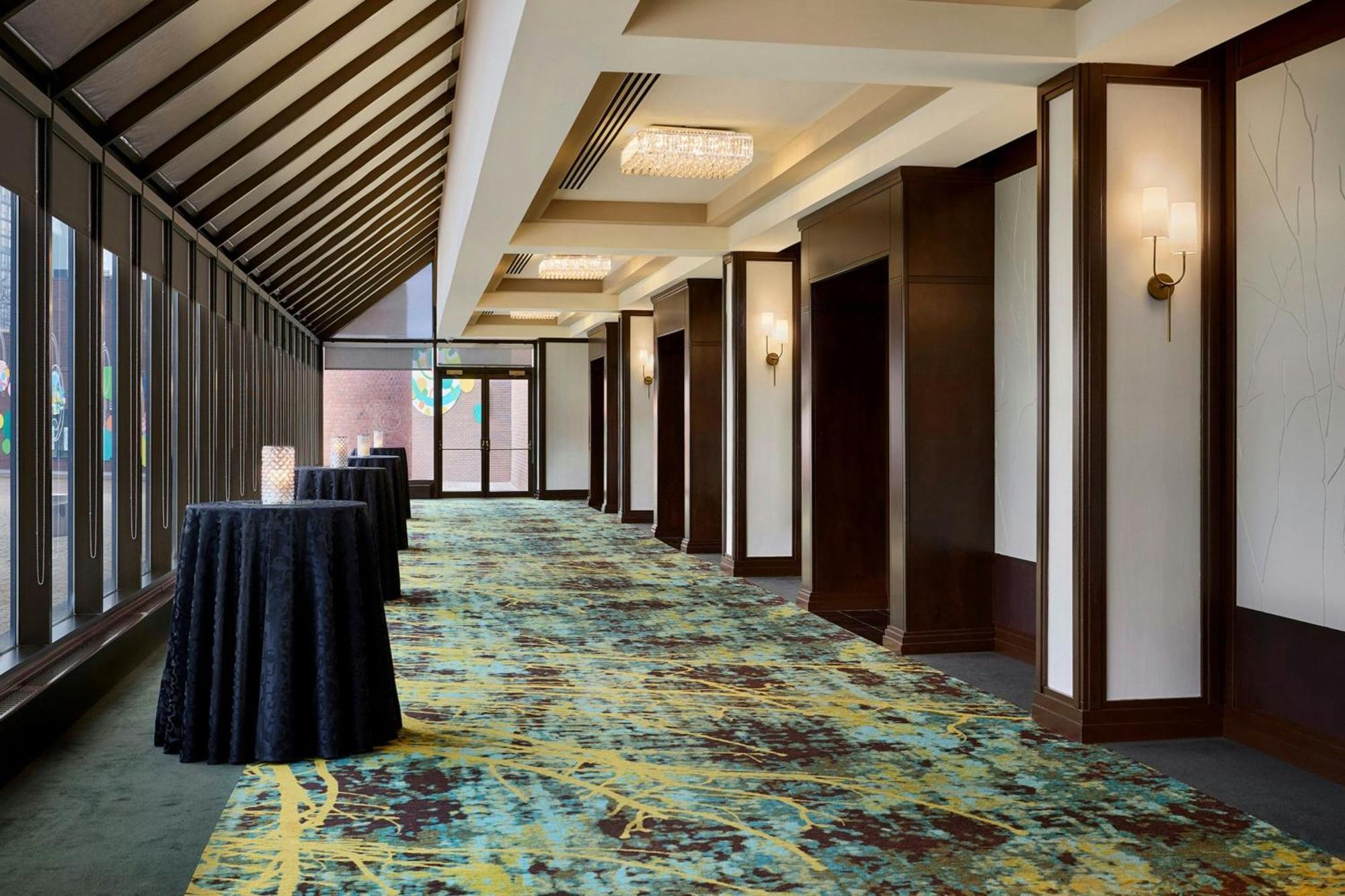 Sheraton 3* Hamilton