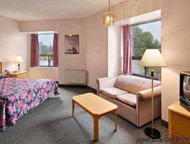 Super 8 Mount Hope/hamilton International Airport Hotel Hamilton