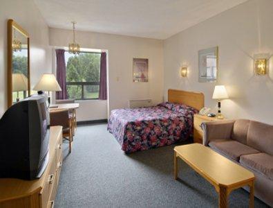 Hotel Super 8 Mount Hope/hamilton International Airport
