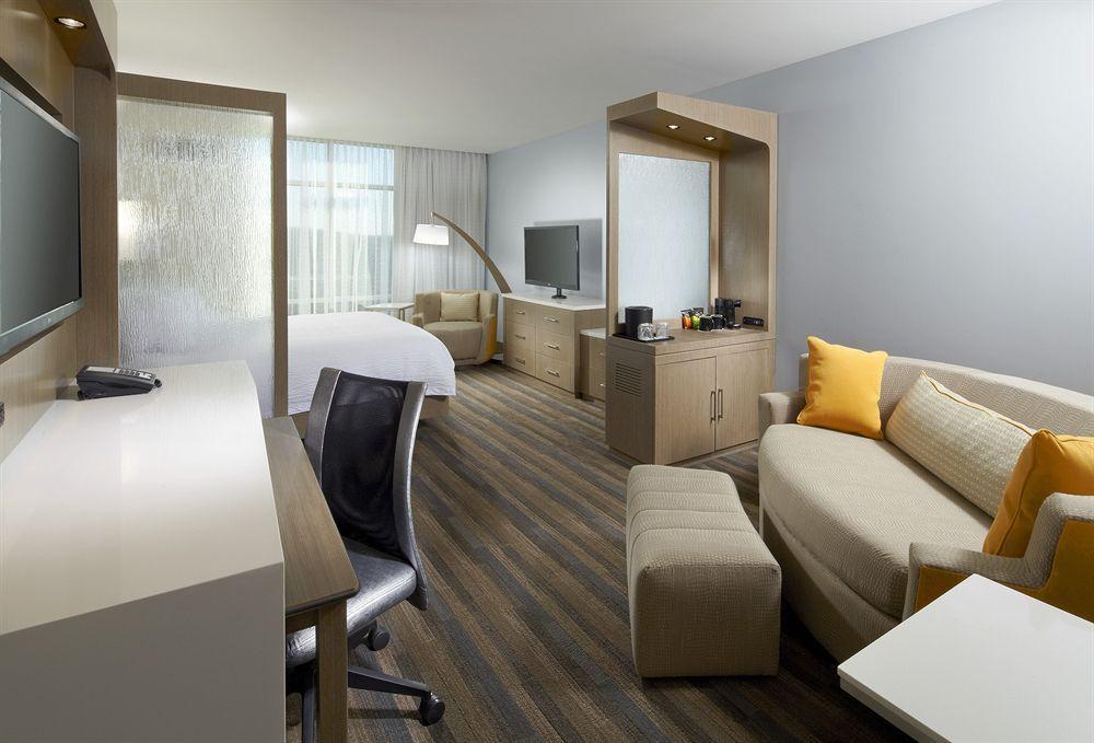 Courtyard By Marriott 4*