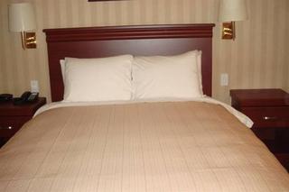 Days By Wyndham - Downtown 3* Hamilton