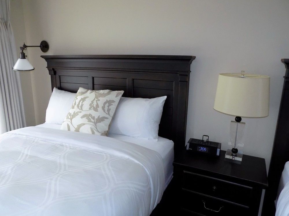 The Barracks Hotel Hamilton
