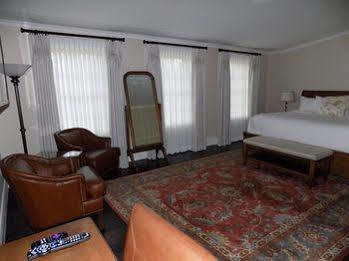 The Barracks 4* Hamilton