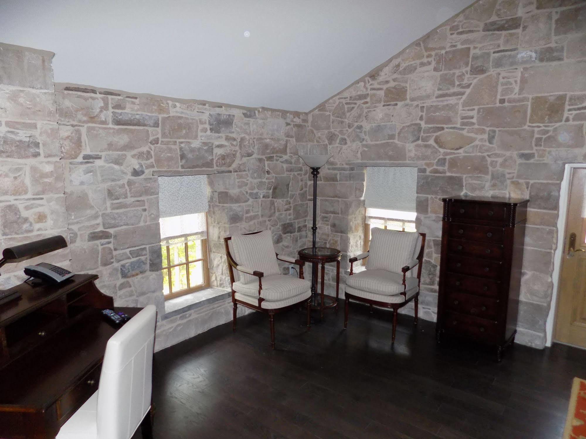 The Barracks Hotel