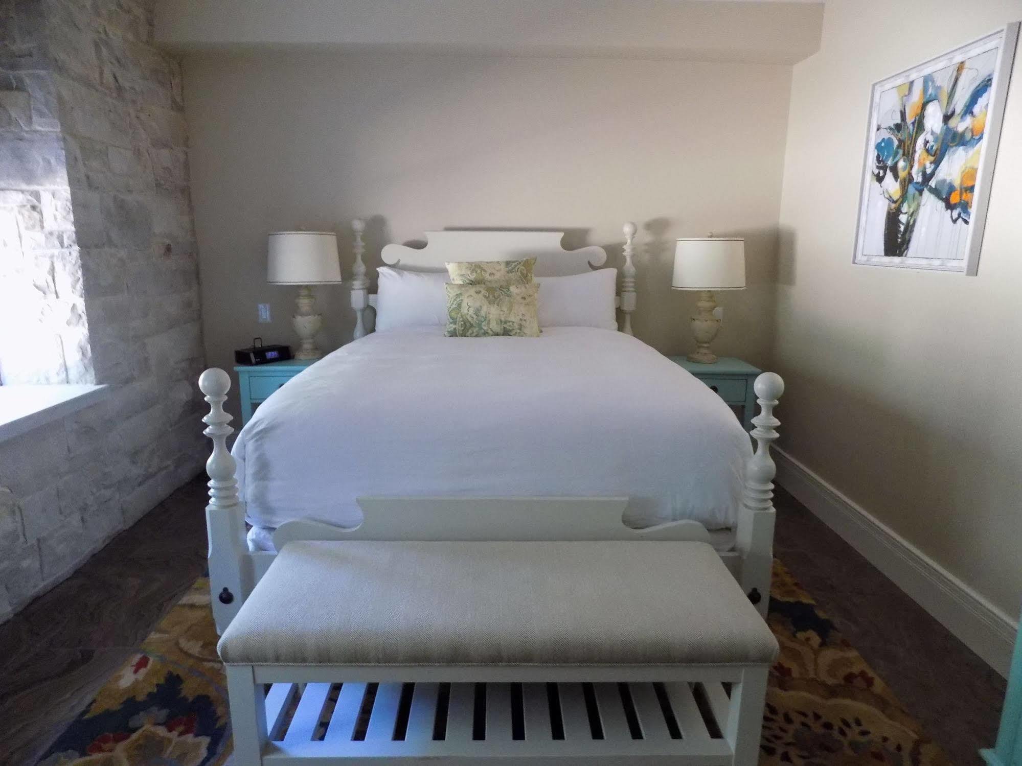 Hotel The Barracks 4*