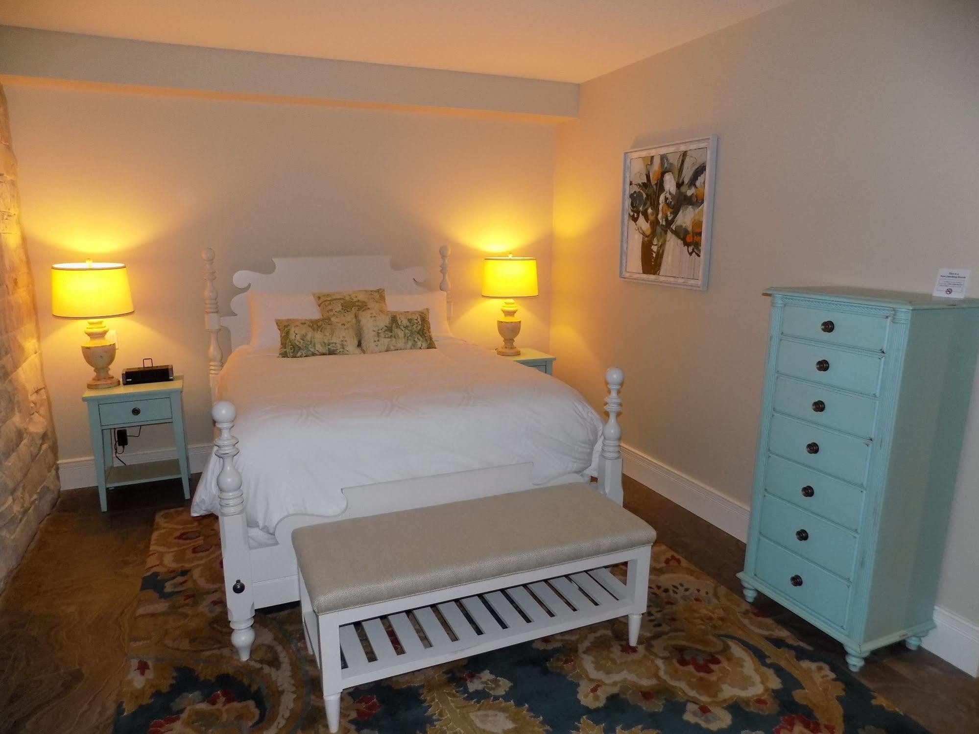 The Barracks Hotel 4*