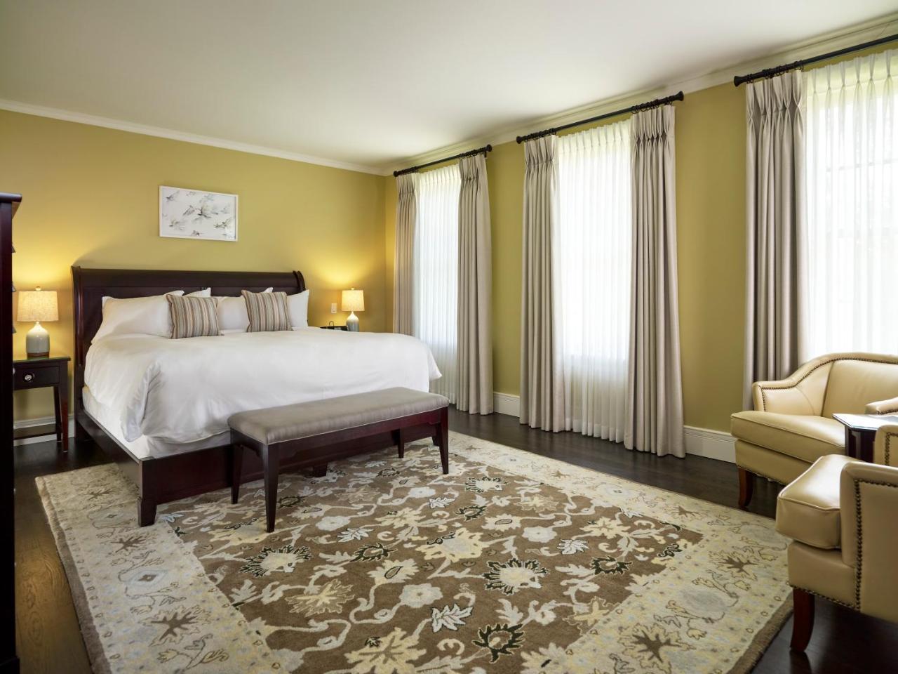 The Barracks Hotel 4*