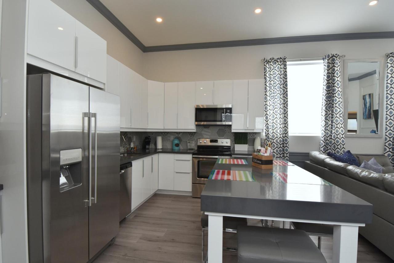 Apartment The Soma Furnished Residences Hamilton