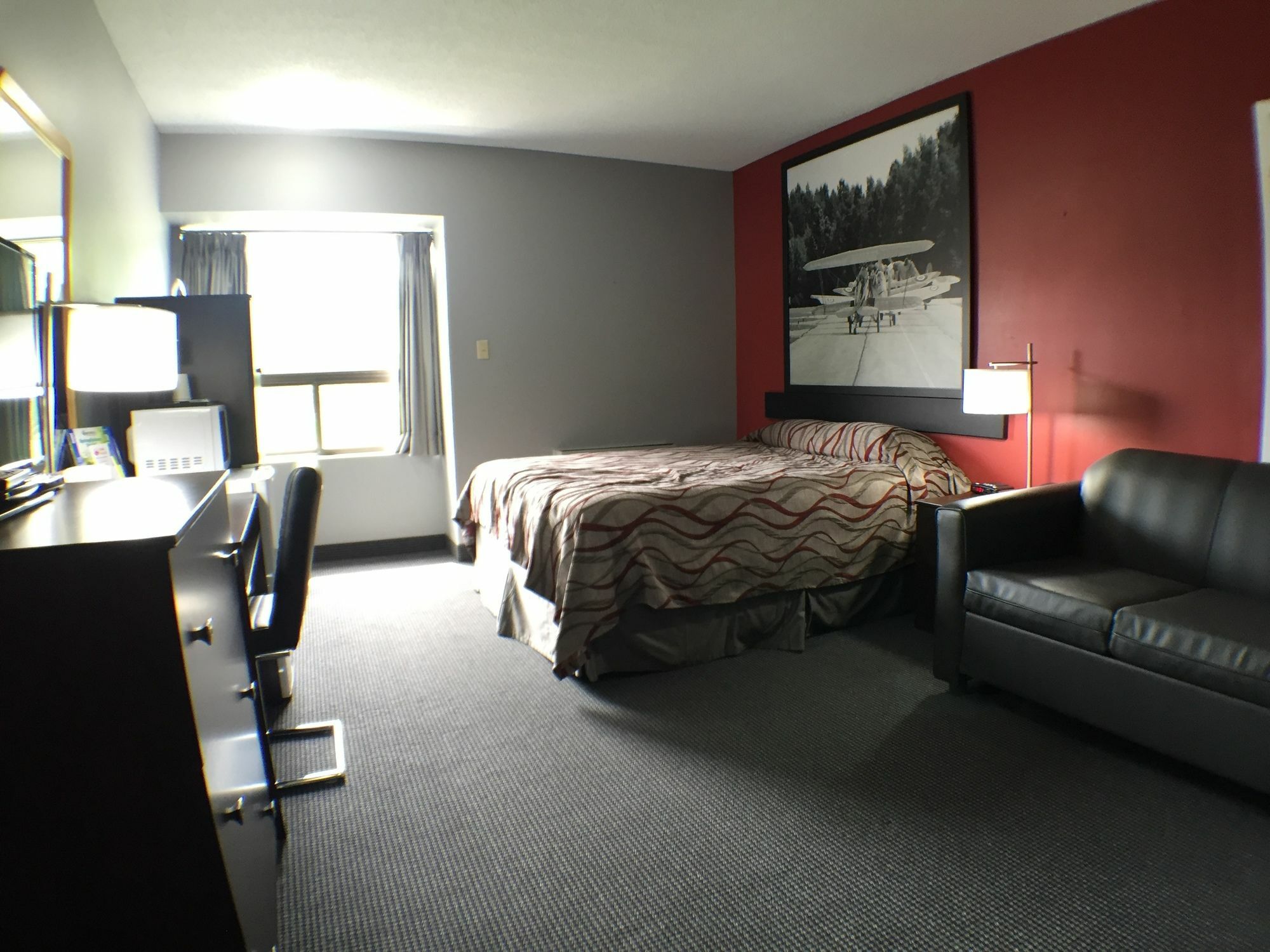 Super 8 Mount Hope/hamilton International Airport 2* Hamilton
